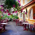 Hotel Calvaire Lourdes