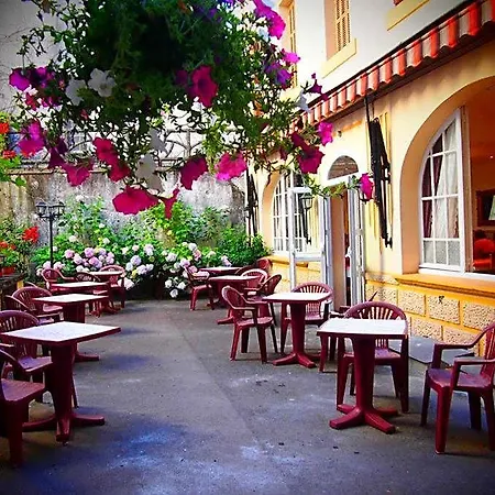 Hotel Calvaire 2*