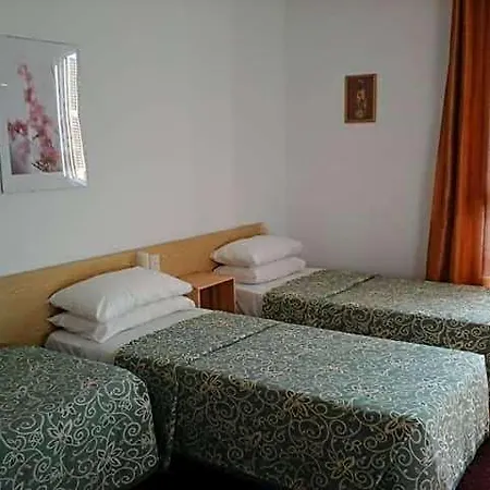 Hotel Calvaire