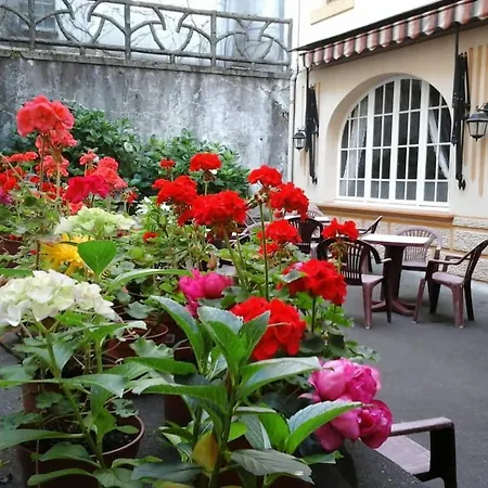 Calvaire Hotel Lourdes